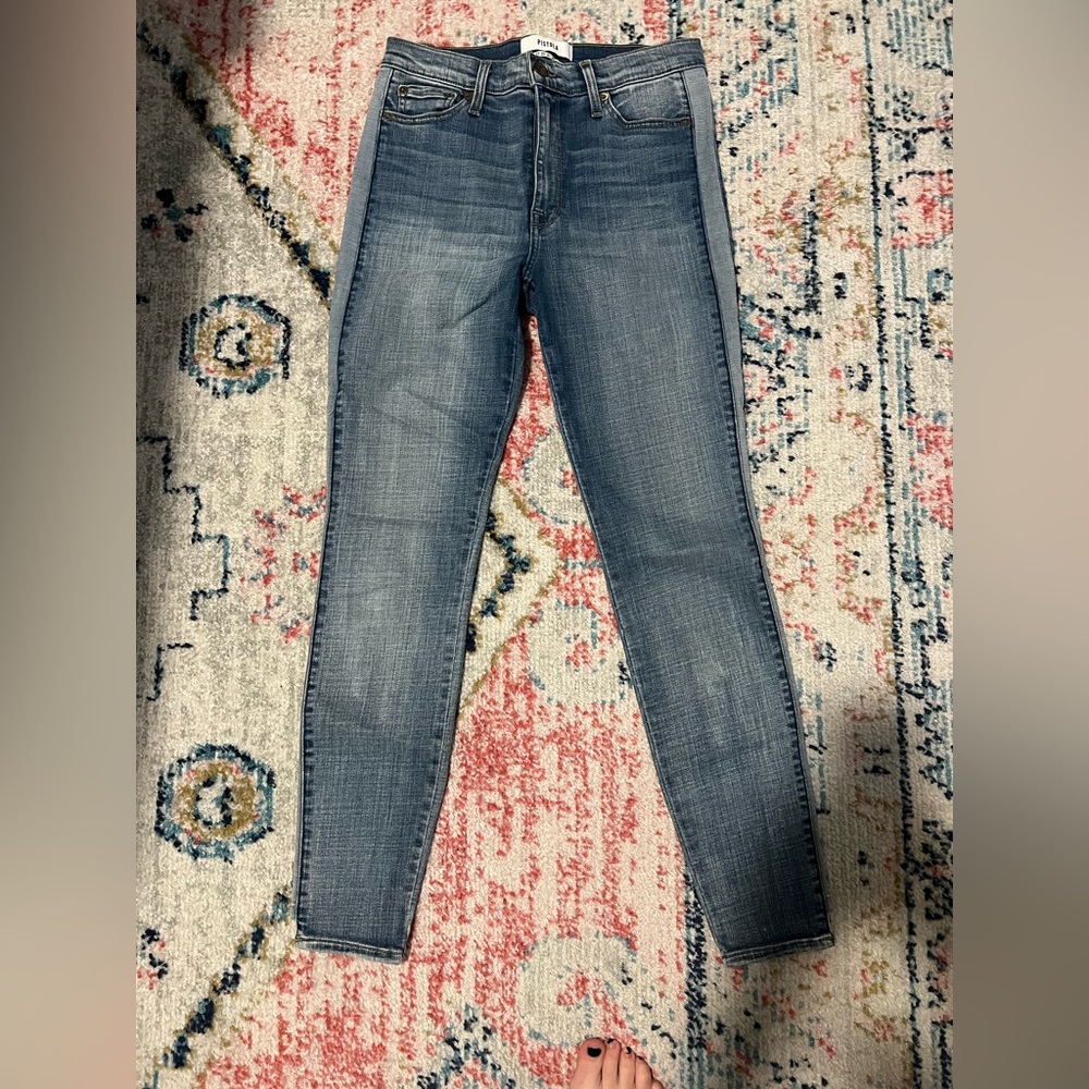 Pistola size 27 straight leg jeans